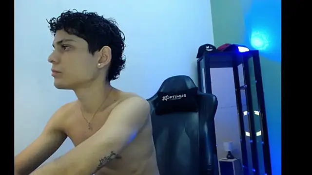 dilan hott  online show from January 2026 03:05:02 PM