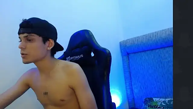 dilan hott  online show from February 2026 07:56:02 PM