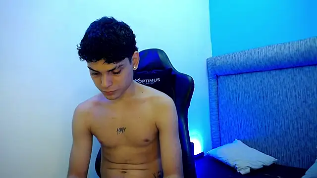 dilan hott  online show from February 2026 09:00:02 PM