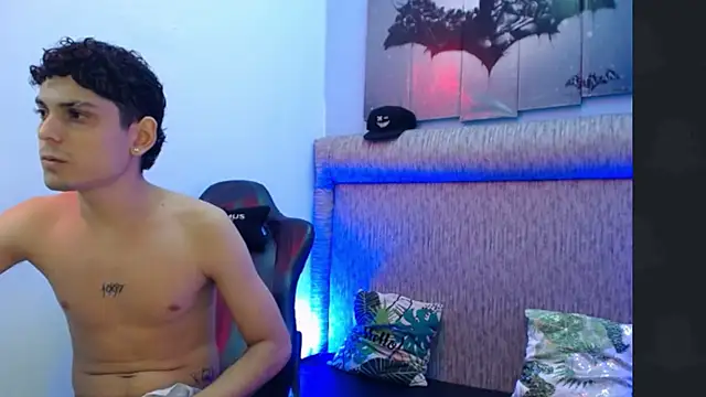 dilan hott  online show from February 2026 07:34:02 PM