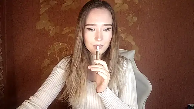 Awora Wolf online show from November 2025 10:31:02 PM