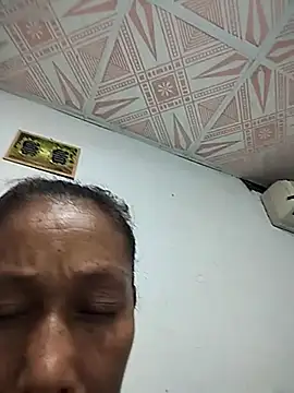 Naomi-Mature online show from September 2025 09:29:02 PM