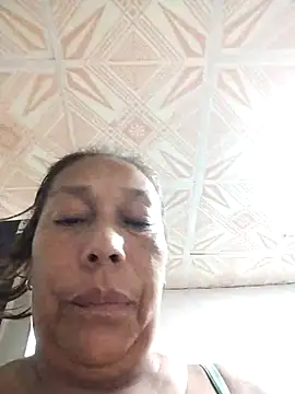 Naomi-Mature online show from October 2025 08:37:01 AM