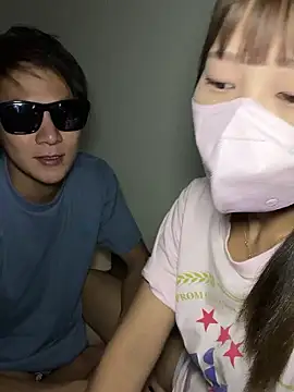 erokami36 online show from October 2025 04:37:01 PM