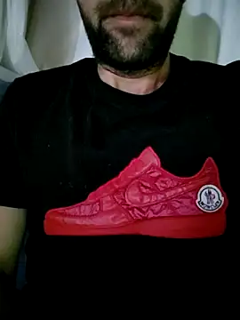 Snapshot of fearleass chatting on September 2025 07:16:01 PM fearleass online show from September 2025 07:16:01 PM