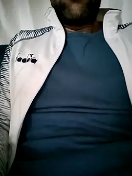 Snapshot of fearleass chatting on November 2025 08:36:02 PM fearleass online show from November 2025 08:36:02 PM