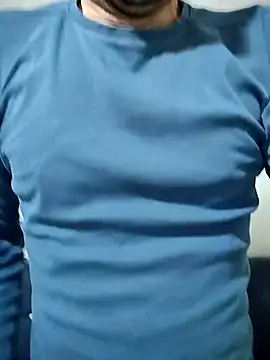 Snapshot of fearleass chatting on November 2025 07:17:01 PM fearleass online show from November 2025 07:17:01 PM