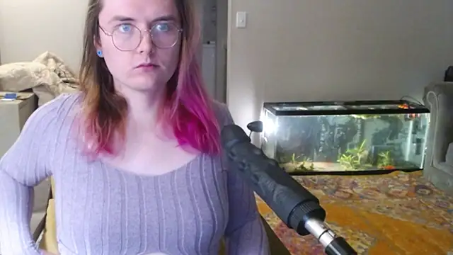 Snapshot of Elliebell chatting on February 2026 01:35:02 AM Elliebell online show from February 2026 01:35:02 AM