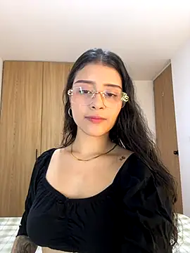 CatadeLuca online show from September 2025 05:40:02 AM