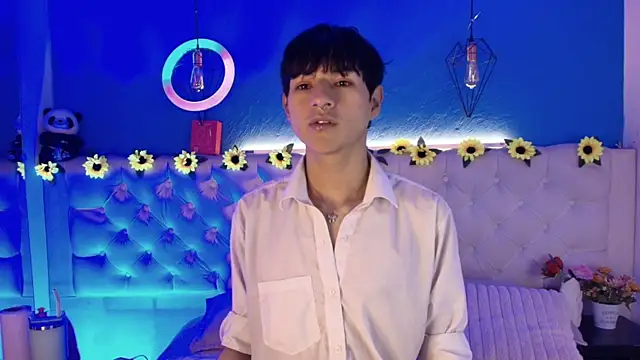 AleAurarashi online show from April 2026 09:51:02 AM