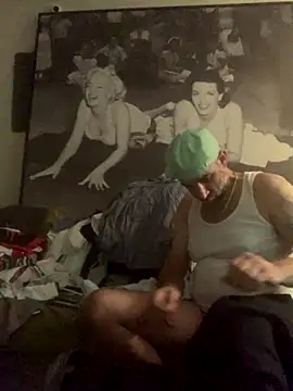 Hothotboyg online show from October 2025 03:02:02 AM