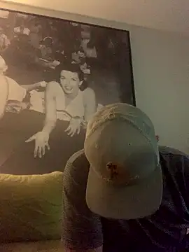 Snapshot of Hothotboyg chatting on January 2026 02:42:02 PM Hothotboyg online show from January 2026 02:42:02 PM