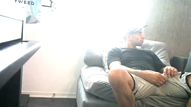 Snapshot of Hothotboyg chatting on July 2026 10:23:01 PM Hothotboyg online show from July 2026 10:23:01 PM