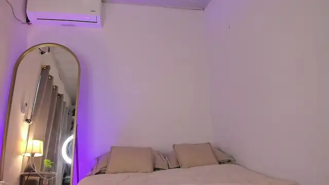 elzafuentes1 online show from February 2026 07:34:02 PM