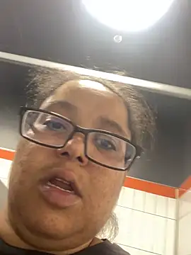 Snapshot of wishuhope4 chatting on October 2025 10:23:02 PM wishuhope4 online show from October 2025 10:23:02 PM