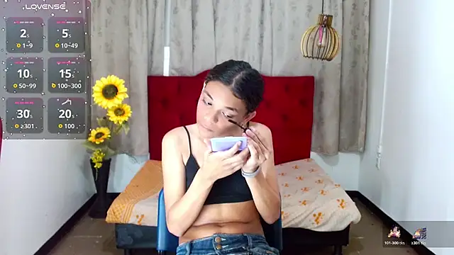 luisa  torres online show from November 2025 03:17:01 AM