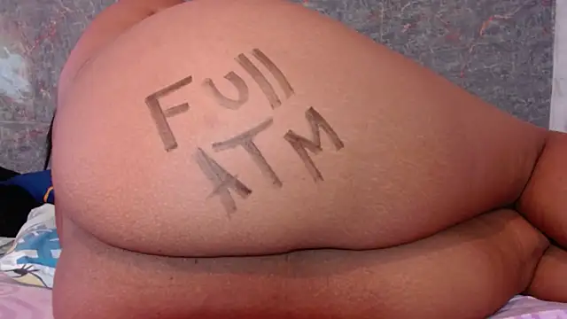 Messy-diana21 online show from December 2025 09:09:01 PM