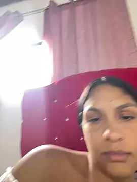 Messy-diana21 online show from April 2026 08:47:01 PM