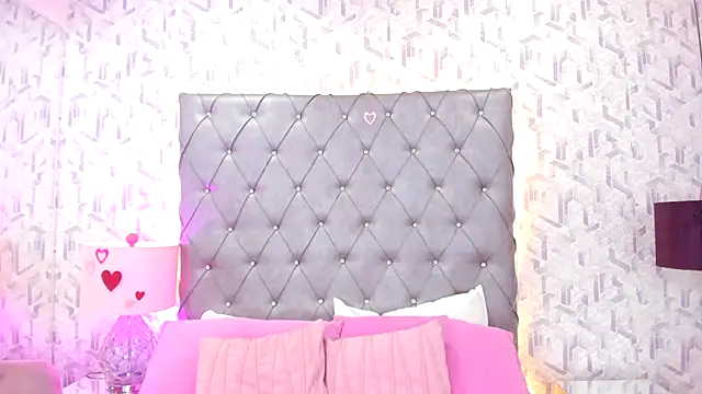 ScarletMore online show from March 2026 02:15:01 AM