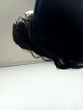 Luna Moo  online show from September 2025 04:48:02 AM