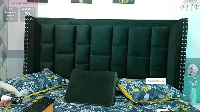 mamaneedsfun online show from February 2026 12:23:02 PM