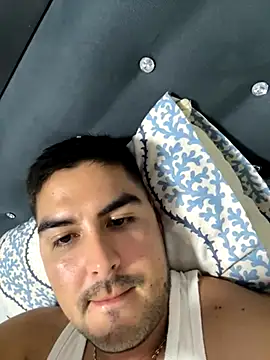 Snapshot of Garces5H- chatting on December 2025 06:30:02 AM Garces5H- online show from December 2025 06:30:02 AM