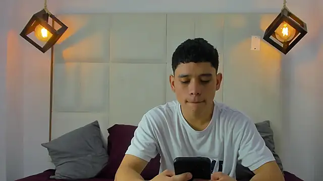 aron twink66 online show from September 2025 01:33:02 PM