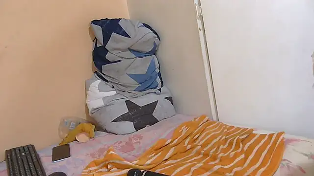 Snapshot of EbonyPhatBooty chatting on October 2025 06:02:02 AM EbonyPhatBooty online show from October 2025 06:02:02 AM