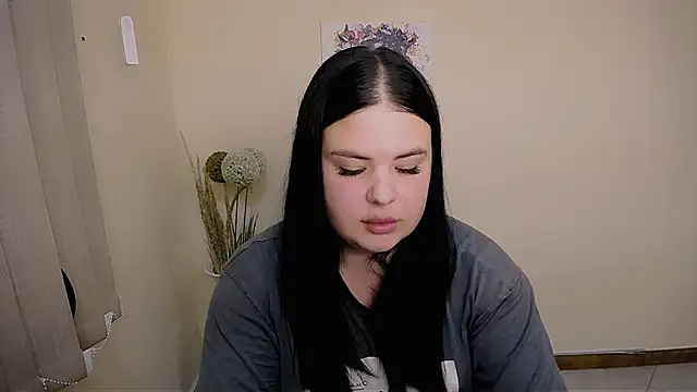  Trisha li online show from September 2025 01:02:01 PM