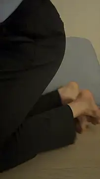 Snapshot of hijin11415 chatting on February 2026 02:47:01 PM hijin11415 online show from February 2026 02:47:01 PM