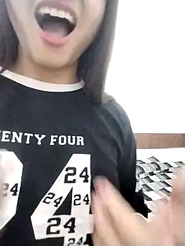 Snapshot of Sexy_vernilla chatting on September 2025 07:39:01 PM Sexy vernilla online show from September 2025 07:39:01 PM