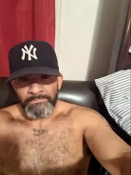 Snapshot of Cruz1522 chatting on November 2025 08:58:02 AM Cruz1522 online show from November 2025 08:58:02 AM