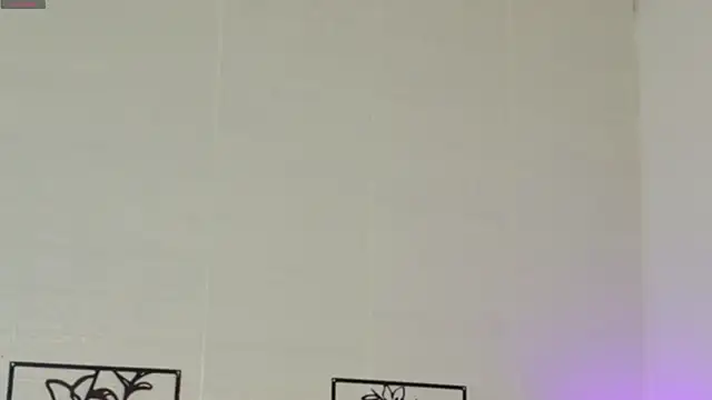 Snapshot of VioletBlacke_ chatting on March 2026 12:54:02 PM VioletBlacke online show from March 2026 12:54:02 PM