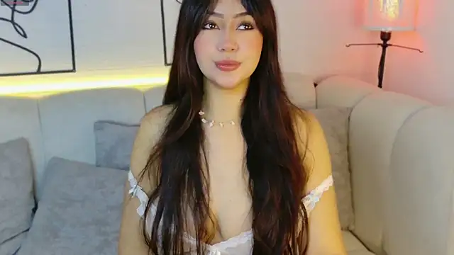 Snapshot of VioletBlacke_ chatting on March 2026 01:06:01 PM VioletBlacke online show from March 2026 01:06:01 PM