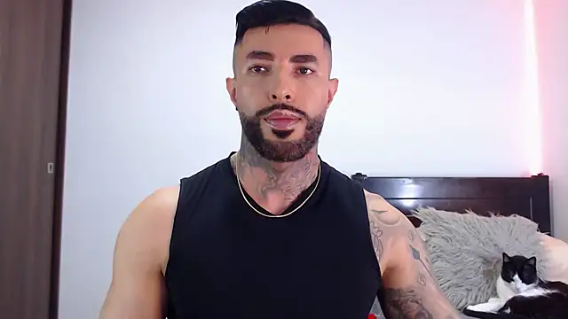 andrea de lucaa online show from January 2026 04:27:02 AM