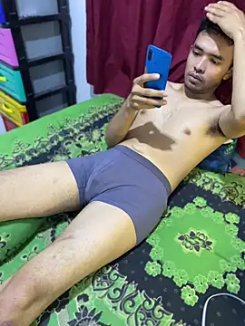 rand1101 online show from April 2026 06:14:02 PM