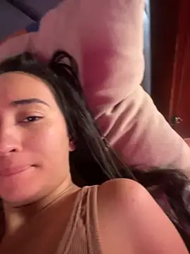 Snapshot of RAKEL37 chatting on October 2025 03:01:02 PM RAKEL37 online show from October 2025 03:01:02 PM