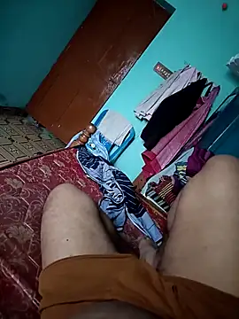 maddy3108 online show from December 2025 04:06:01 AM