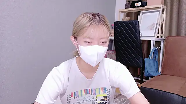 Snapshot of Nana__ch chatting on September 2025 06:29:01 AM Nana ch online show from September 2025 06:29:01 AM