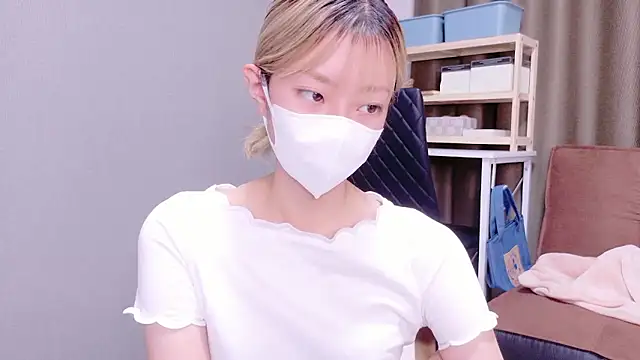 Snapshot of Nana__ch chatting on October 2025 11:01:01 AM Nana ch online show from October 2025 11:01:01 AM