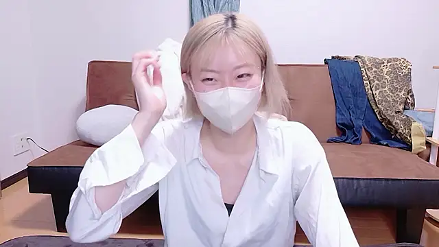 Nana  ch online show from May 2026 12:00:02 PM