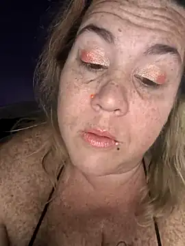 Courdles online show from October 2025 06:37:01 PM