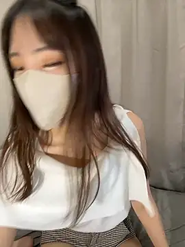 Snapshot of riri__nyan_o0 chatting on October 2025 05:05:01 AM riri nyan o0 online show from October 2025 05:05:01 AM