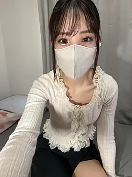 Snapshot of riri__nyan_o0 chatting on October 2025 05:17:02 AM riri nyan o0 online show from October 2025 05:17:02 AM