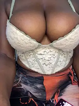 Snapshot of ewatyu chatting on September 2025 06:46:01 AM ewatyu online show from September 2025 06:46:01 AM