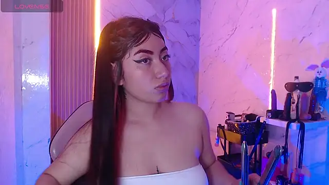 Sophia tf online show from May 2026 10:03:01 PM