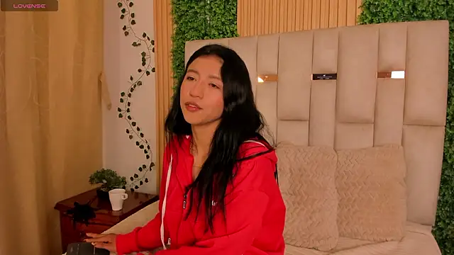 Tiffany Nm online show from March 2026 08:58:02 PM