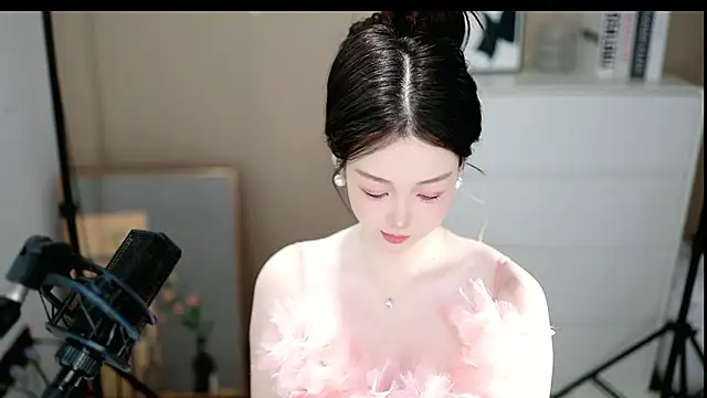 abbyli12 online show from January 2026 05:18:01 PM