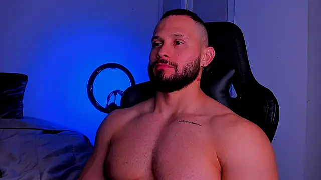 andrewcorey1 online show from October 2025 11:17:02 PM