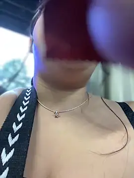 Tokio Sakura online show from April 2026 10:18:01 PM